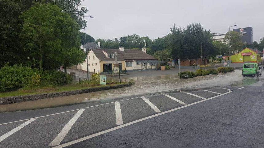 Burst watermain at Tuam Road in city causes major disruption