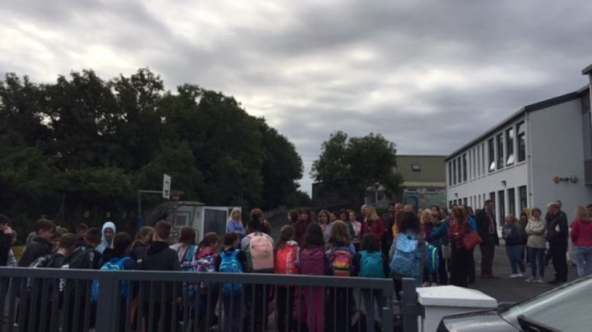 Parents gather in protest at Menlo National School