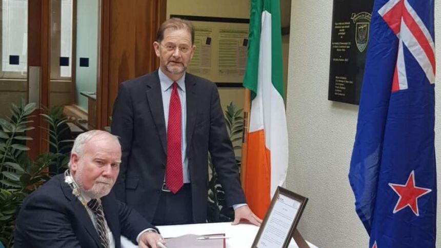 Book of condolence opens at City Hall for Christchurch attack victims