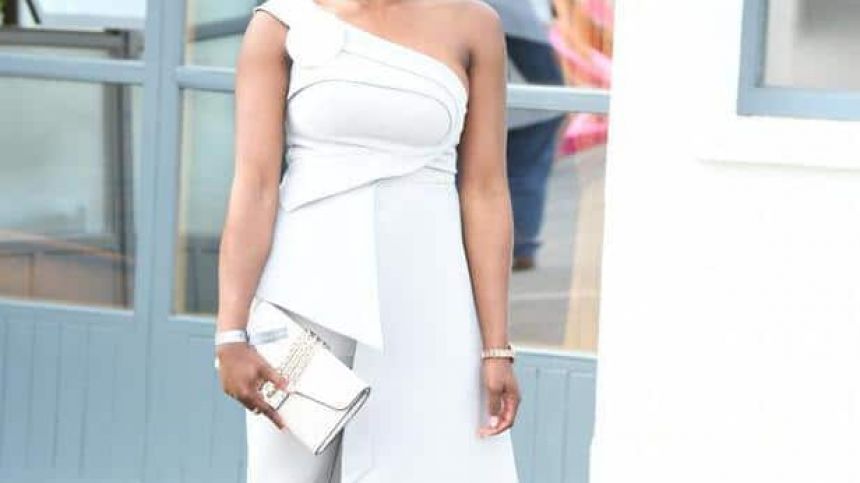 Galway woman named Her.ie Galway Races Best Dressed Lady on 150th anniversary