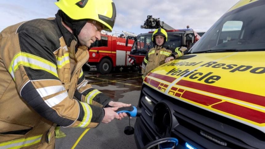 Shannon first Irish airport to take delivery of new electric Medical Response Vehicle 