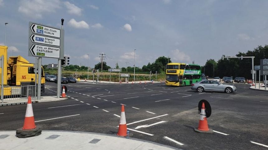 Lane closures at Martin Junction due to cycle track surfacing