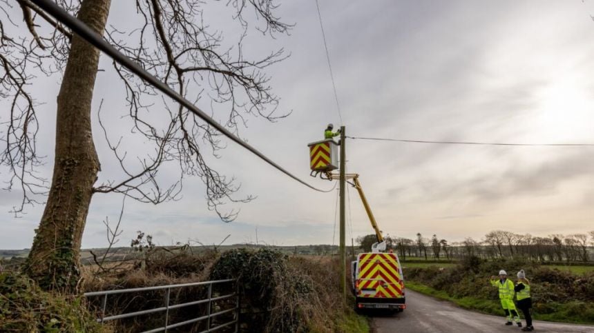 Works commence to deliver high speed broadband to 5,000 premises in Kilkerrin, Lettermore and Duniry