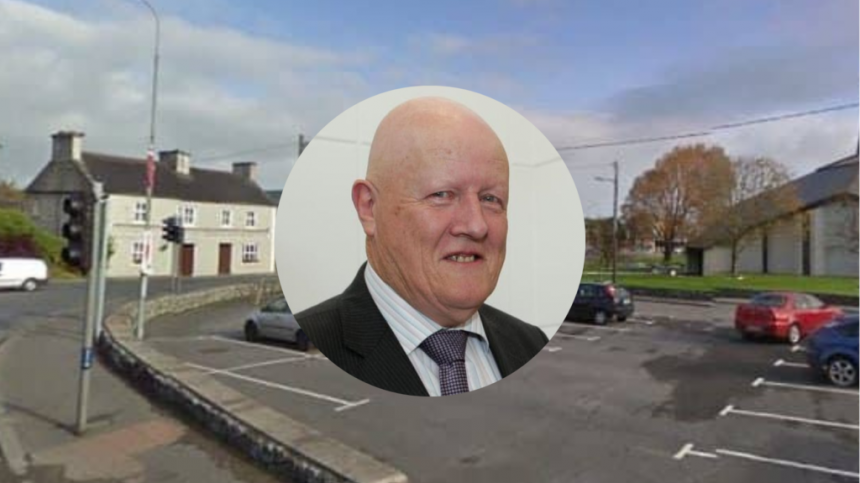 Councillor calls for the appointment of a school safety warden in Claregalway to improve road safety.