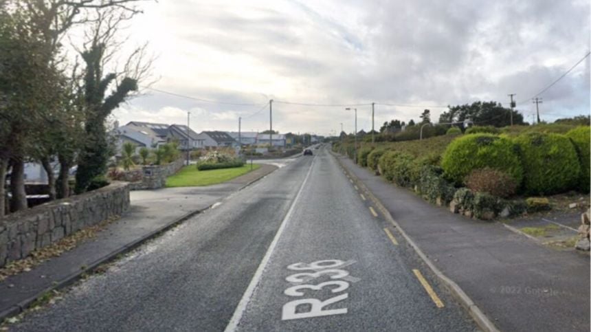 Connemara labelled "out of touch" due to lack of bus shelters