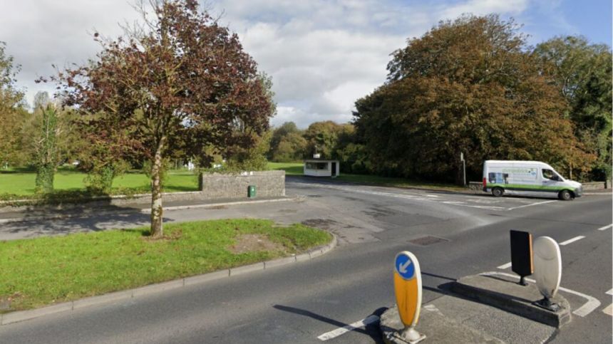 HSE to demolish buildings at entrance to Merlin Park to create car parking spaces