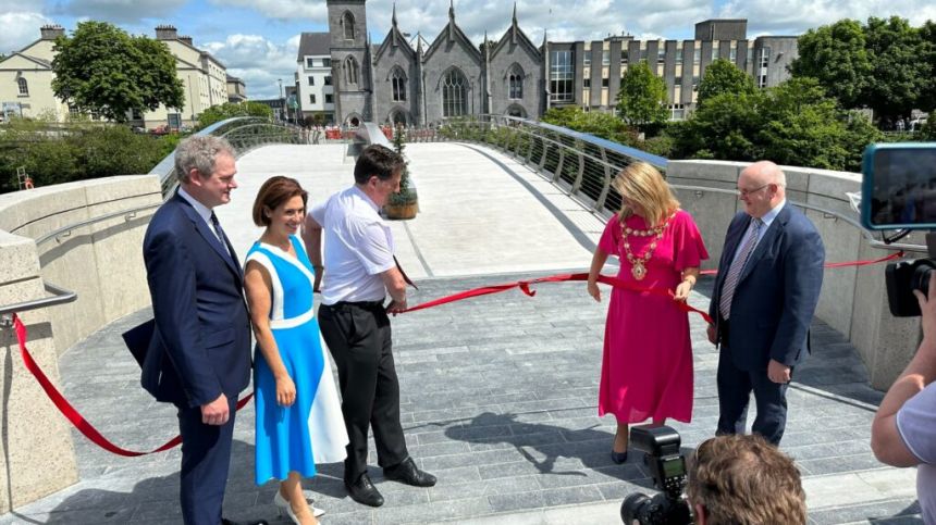 Eamon Ryan hopeful new Salmon Weir Bridge will transform Galway's transport network