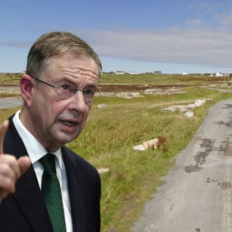 O' Cuiv calls for special fund to raise roads in remote coastal areas