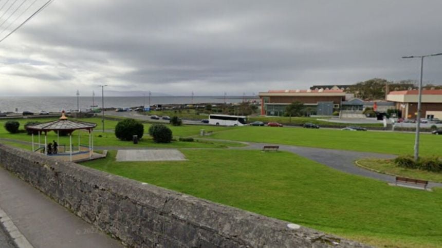 Calls on Government to invest in improving public spaces in Galway