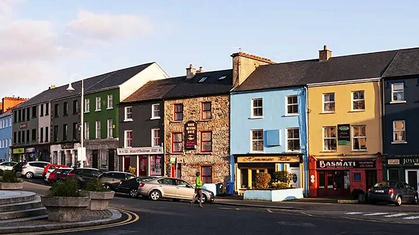 Connemara Chamber of Commerce object to parking plan in Clifden