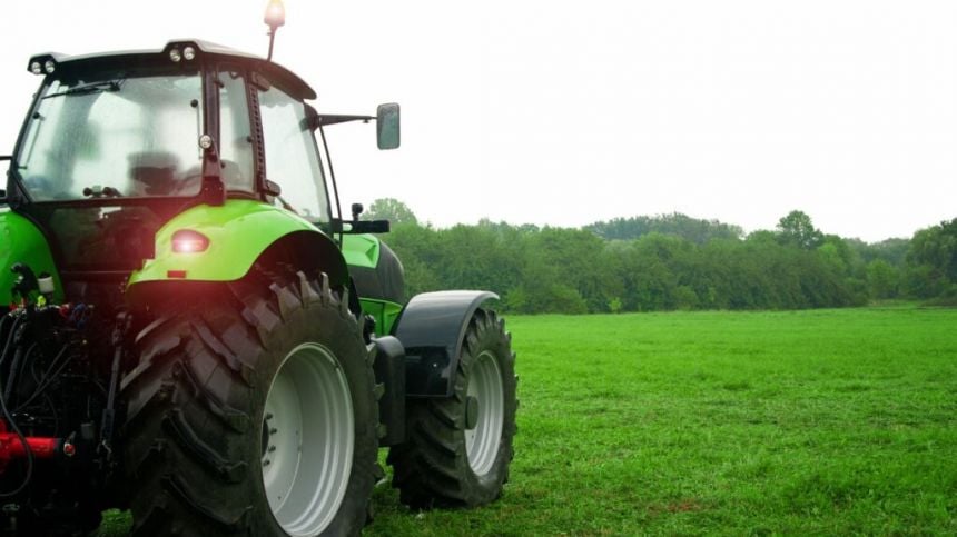 Teenager injured in fall from tractor in Sylane dies from his injuries