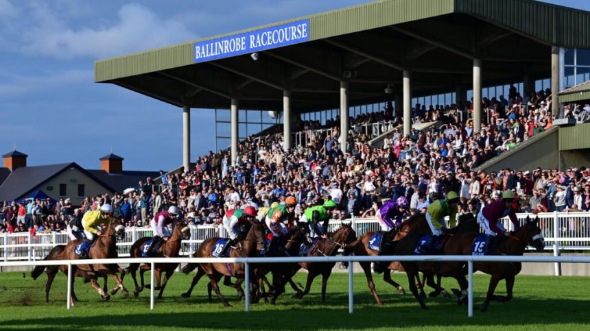 Ballinrobe Racecourse Announced as Winner of Racecourse Award