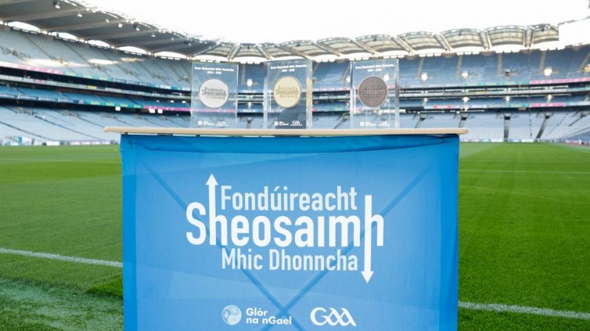 A night of celebrations in Croke Park at the prestigious Fondúireacht Sheosaimh Mhic Dhonncha awards ceremony