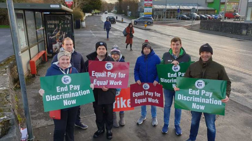 Pickets outside Galway secondary schools call for action on pay for newer teachers