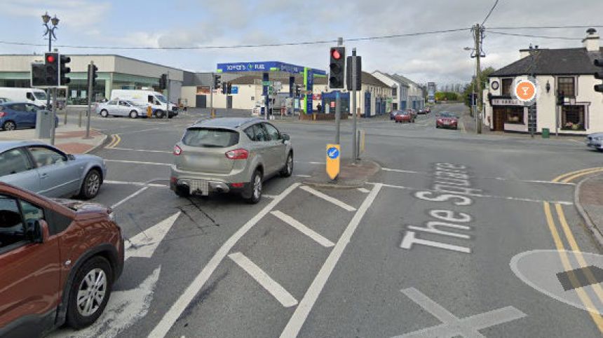 Traffic lights in Headford town back in action