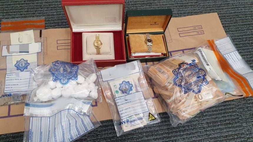 Man arrested after drugs and cash found in Ballybane