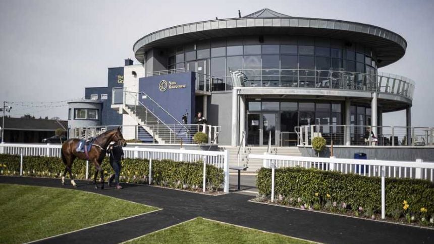 Naas Hosts Irish Racing Resumption As Guineas Set For Opening Week Of Action