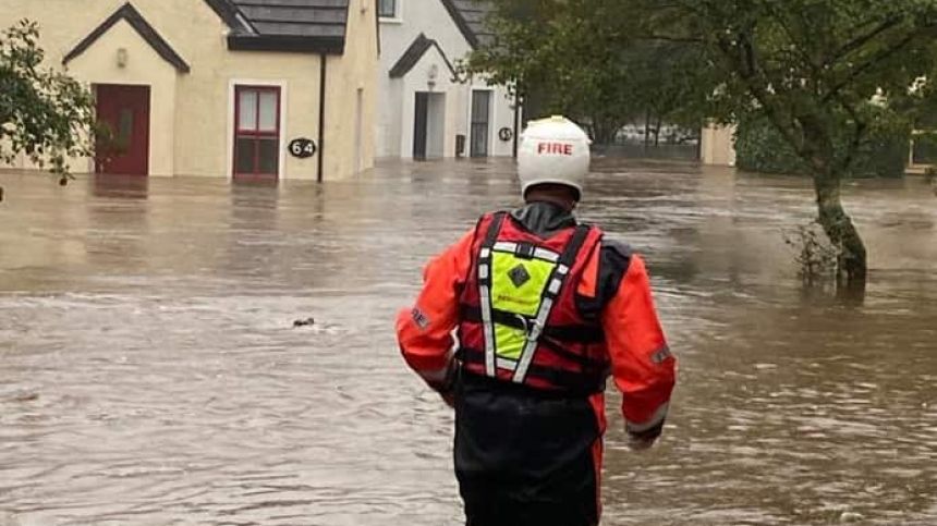 Houses evacuated in Clifden after Owenglen river overtops