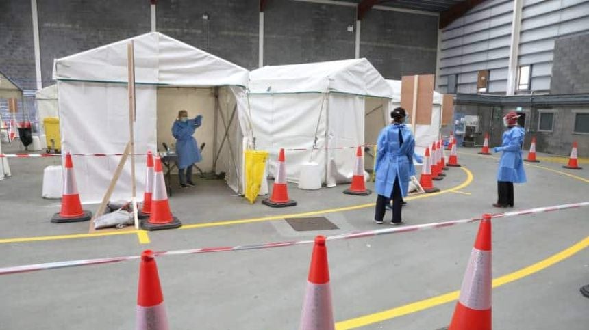 Motorists warned of 'chaos' as traffic management reintroduced at Galway Airport Covid test centre