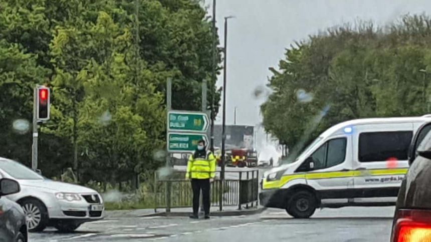 Dual carriageway closed in city due to ongoing incident