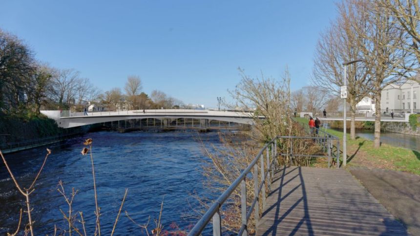 ? City CEO hopeful new Salmon Weir pedestrian bridge will be completed by mid-2023