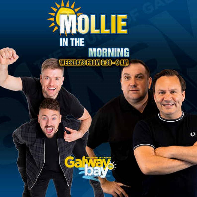 LISTEN BACK: The 2 Johnnies - Mollie In The Morning