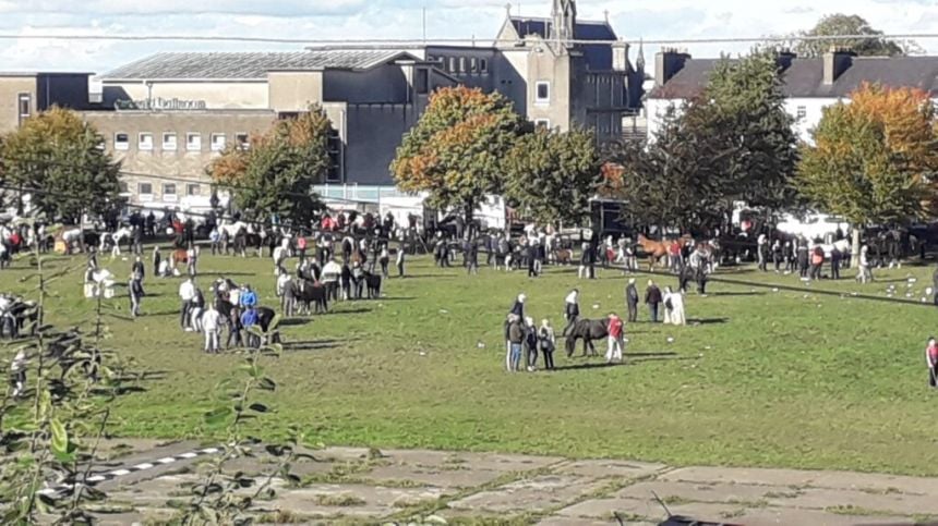 Traffic remains busy in Ballinasloe following large crowds for cancelled Country Fair Day