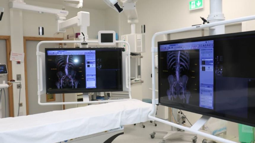 New specialist vascular surgery theatre opened at UHG