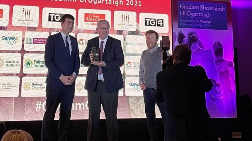 Big-O Taxis named overall winner of Gradam Sheosaimh Uí Ógartaigh 2021