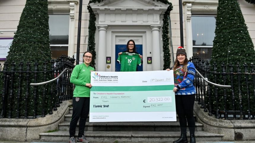 Ireland WNT jersey raffle raises over €20,000 for sick children