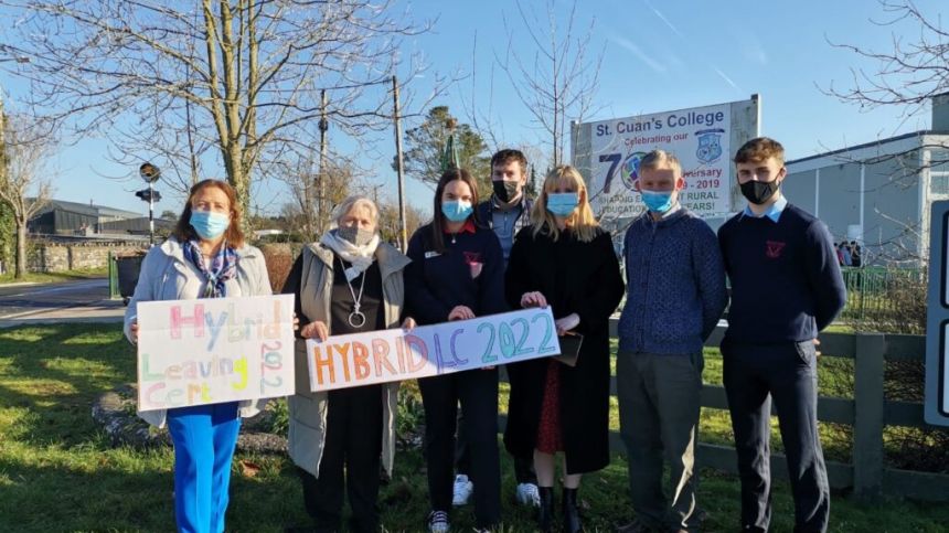 Ballinasloe secondary school leads lunchtime protest in call for hybrid leaving cert for class of 2022