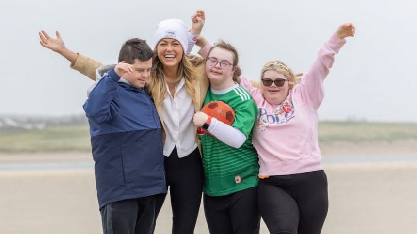 Sports Star Sarah Rowe joins Coca-Cola to encourage community groups to apply for 2022 Coca-Cola Thank You Fund