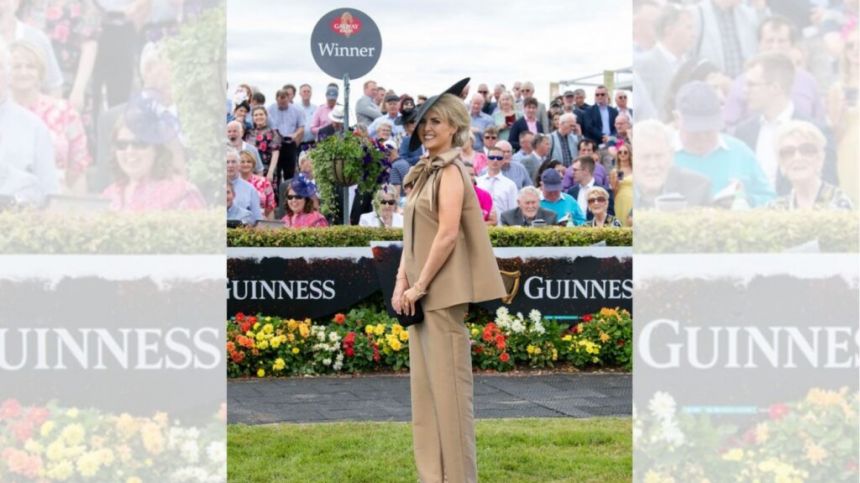 Galway city native takes home 10,000 euro after winning the Best Dressed Lady in Ballybrit