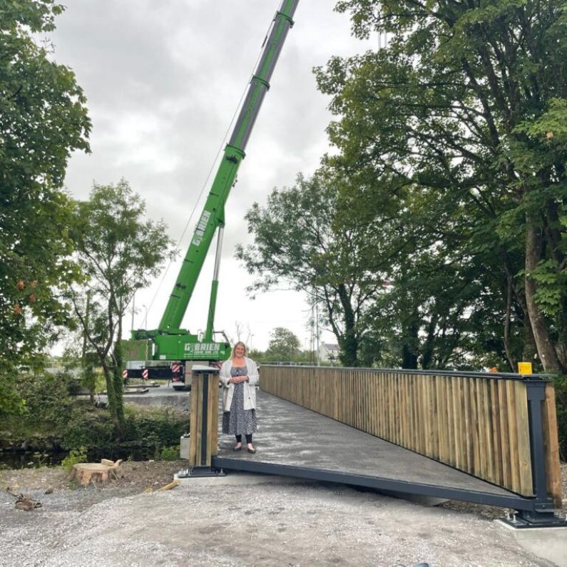 Pedestrian bridge installed at Clarin College Athenry