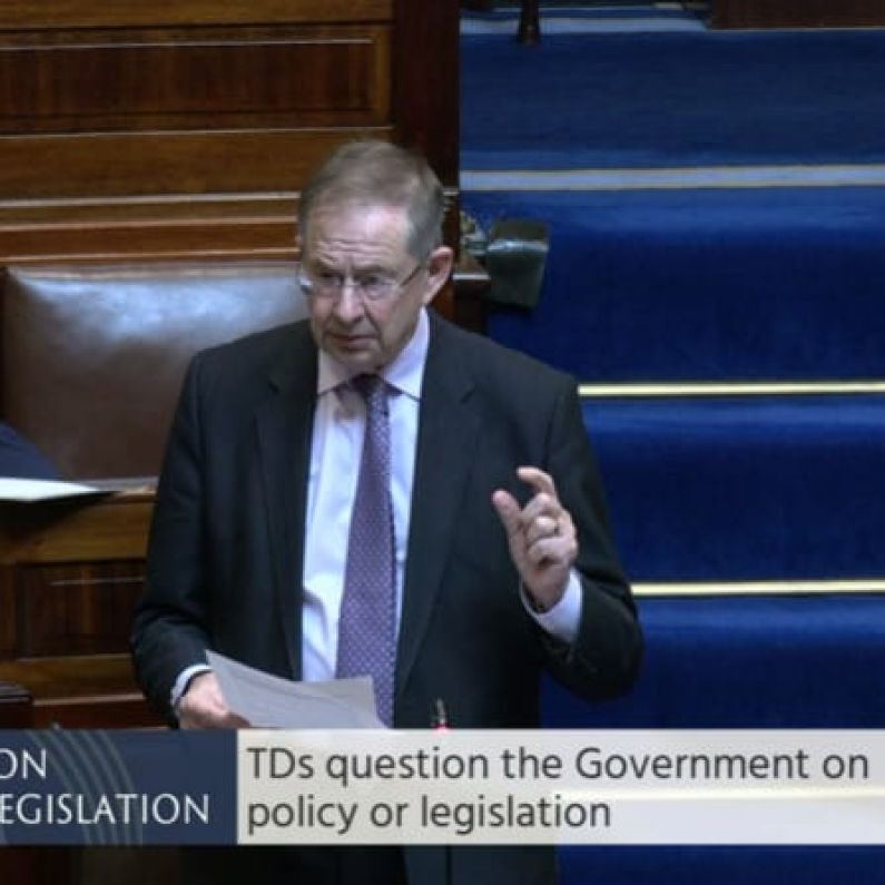 O' Cuiv demands Government tackle "scandal" of delays in planning system