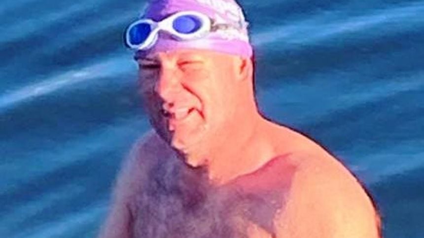 Galwayman Fergal Madden Completes Manhattan 20 Bridges Swim Challenge