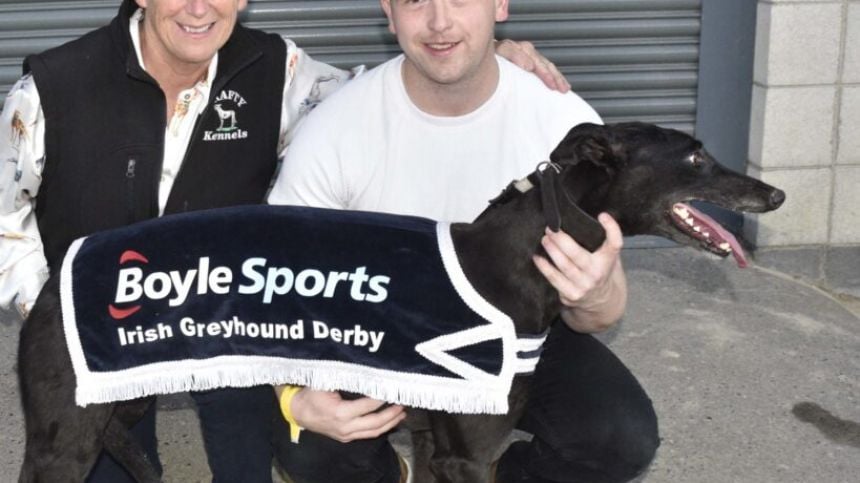 Galway Dog bids for Glory in Saturday night's Irish Greyhound Derby