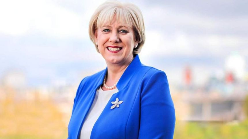 Minister Humphreys launches Fuel Allowance Season