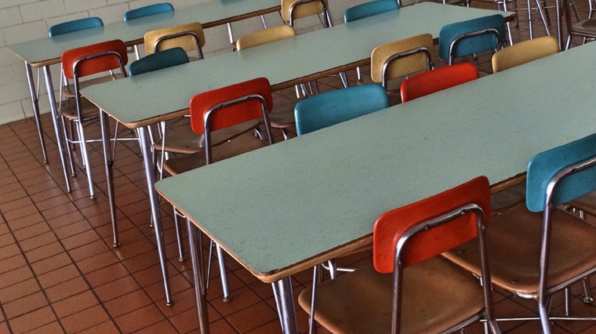 Call for fast-tracking of school meals review after 1,000 Connemara pupils left without meals