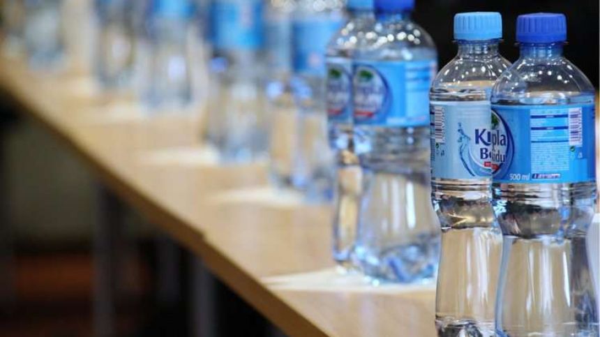 Calls for Irish Water to supply water bottles to Gort residents