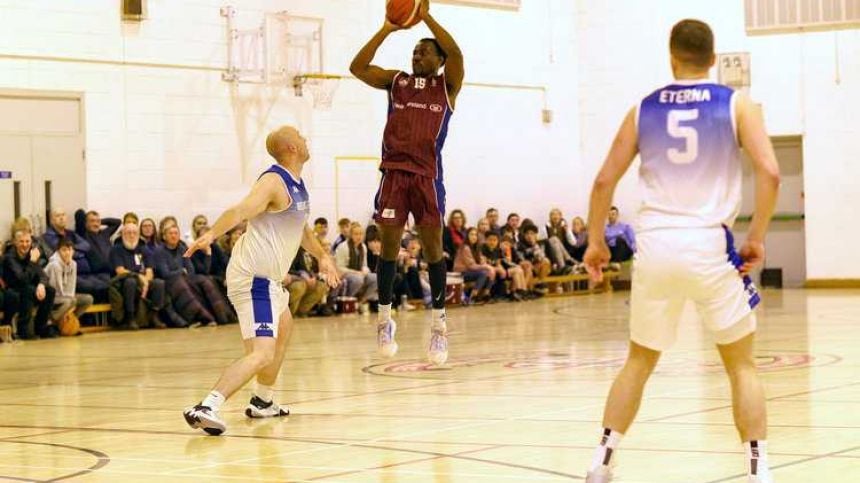 BASKETBALL: University of Galway Maree Heading to Cork for National Cup Semi-Final