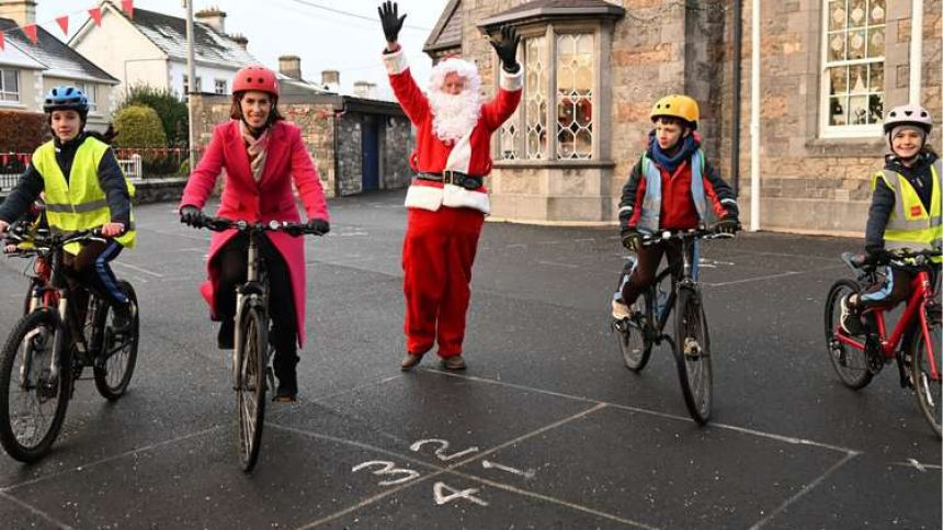 Minister Naughton launches Safe Routes to School Programme in Galway