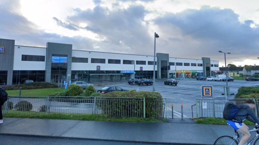 Appeal to An Bord Pleanala over refusal of new retail wing at West City Centre Park in Westside