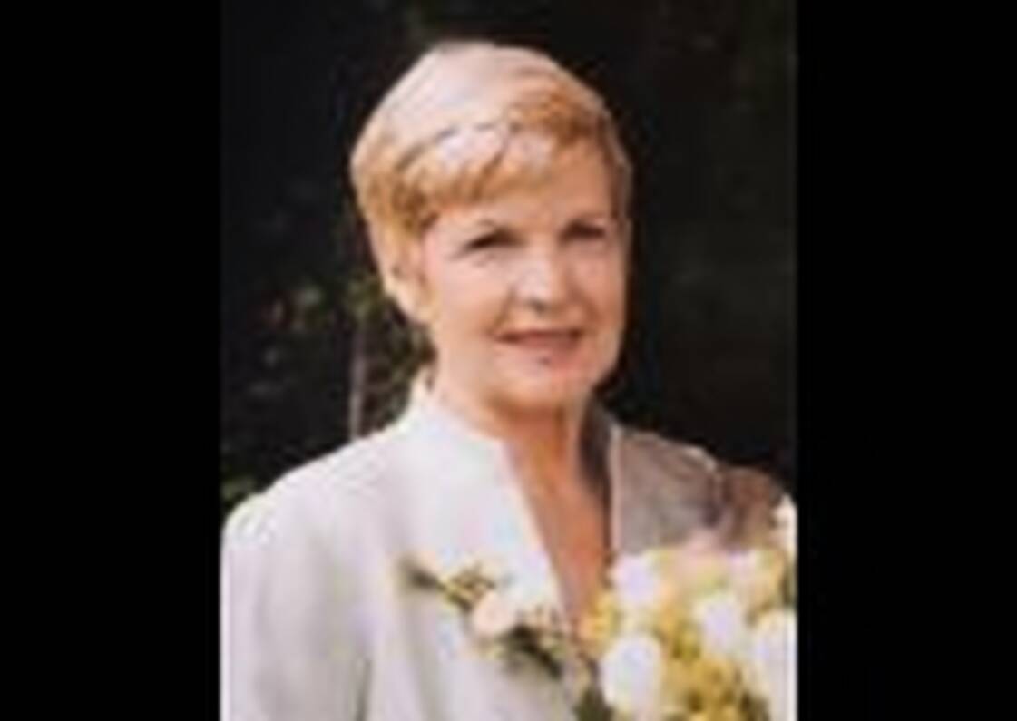 Evelyn Collins nee Holian