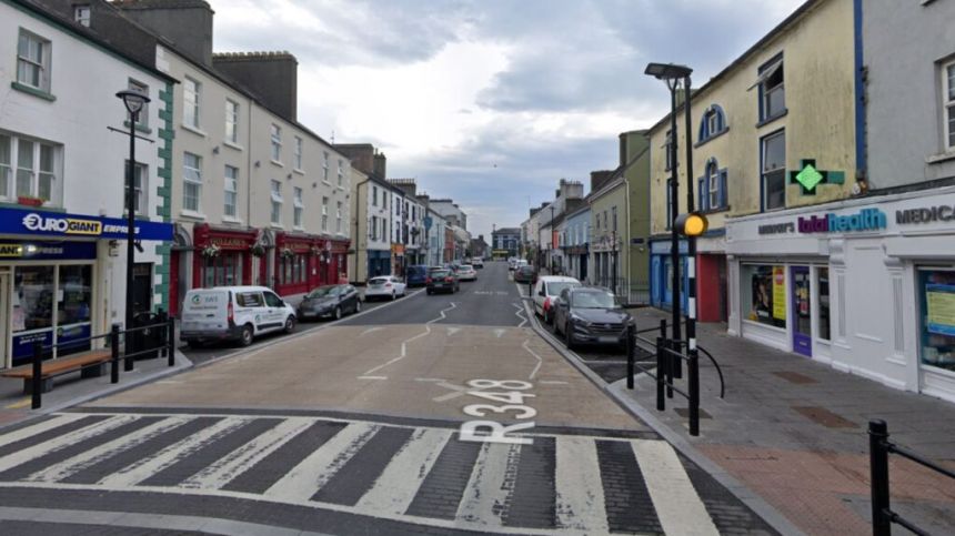 Call for free car parking spaces in Ballinasloe to boost local businesses