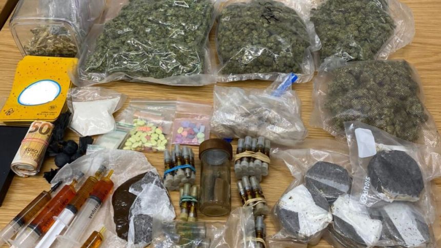 Man arrested after €32k worth of drugs seized in city