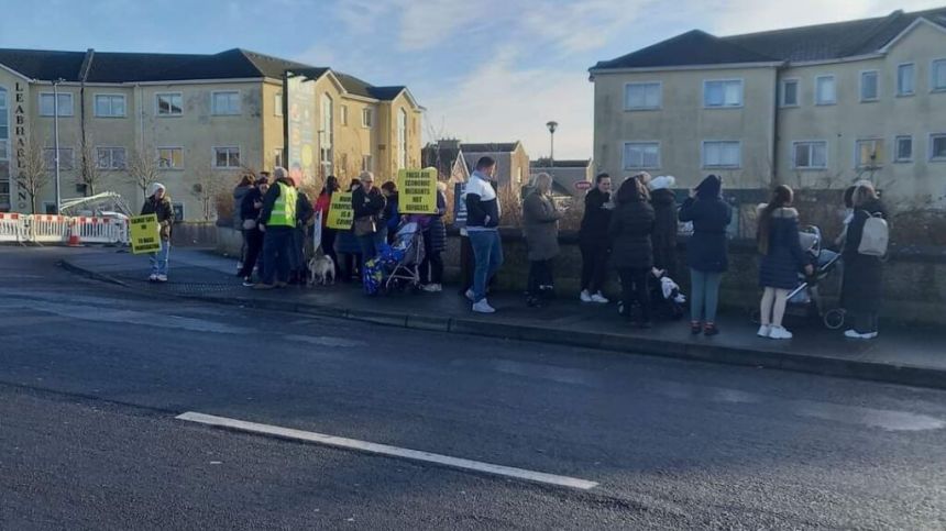 Further protests in Ballybane over use of commercial unit as asylum centre