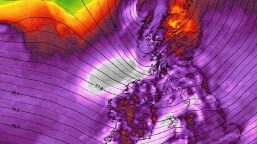 Storm Isha Update - Car parks closed, Sandbags available, Road Closure Salthill on Sunday 21 January.