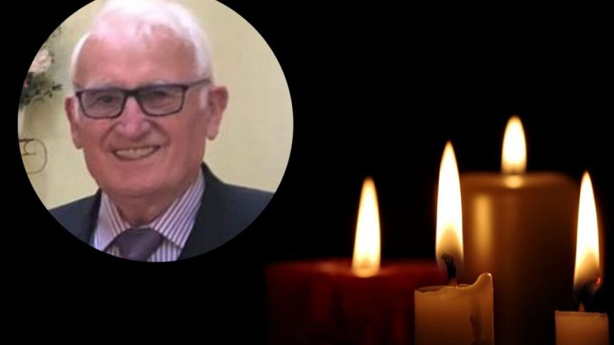 Éamon Ó Cuiv leads local tributes to late Galway politician Tom Hussey