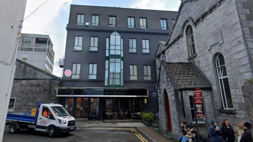 Appeal to An Bord Pleanala over refusal of transformative expansion to city hotel